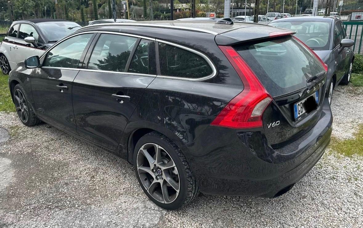 Volvo V60 2.0 Diesel Cambio Automatico Full 2016