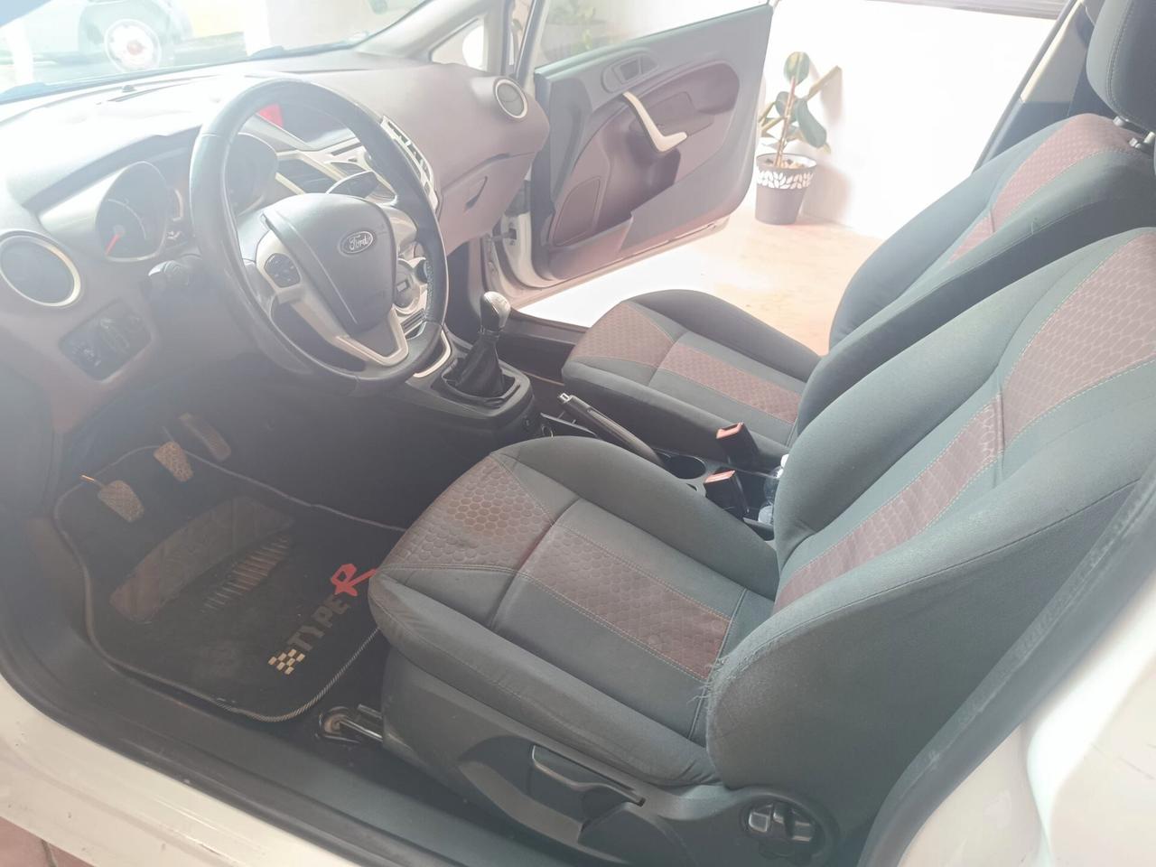 Ford Fiesta 1.4 3 porte GPL Per Neopatentati