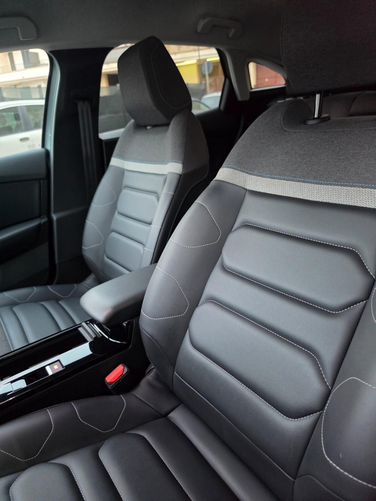 Citroen C4 BlueHDi 130 S&S EAT8 Shine