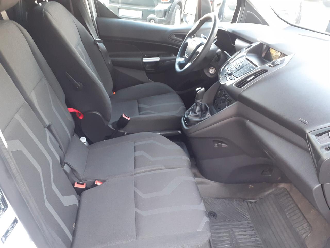 FORD TRANSIT CONNECT 3 POSTI PORTATA 825 KG.