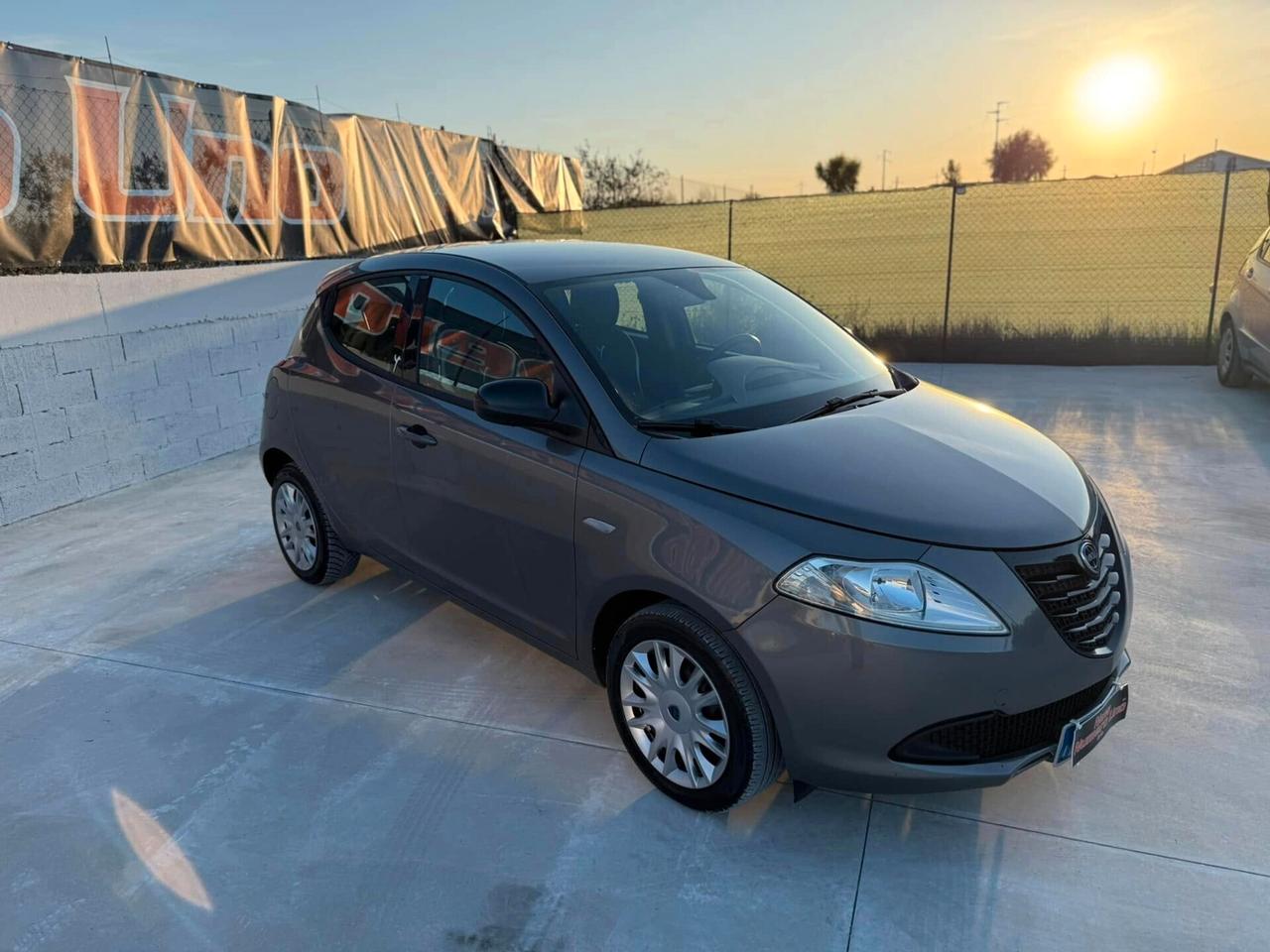 Lancia Ypsilon 1.2 69 CV 5 porte GPL Ecochic Gold