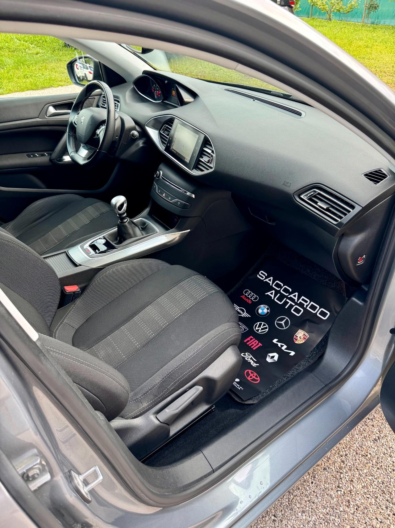 Peugeot 308 1.6 Blue-HDI Allure 120cv | UNICO PROPRIETARIO