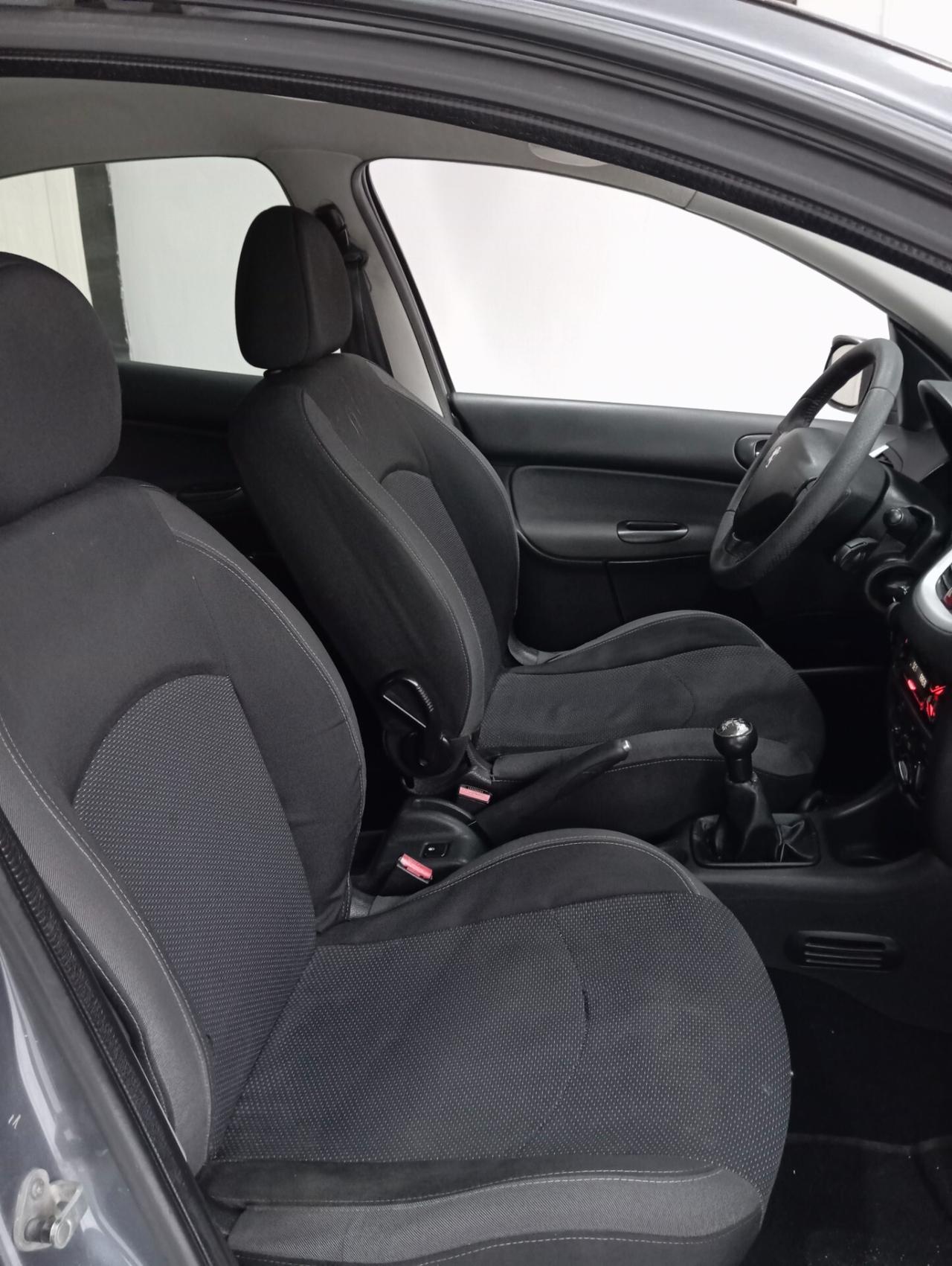 Peugeot 206 Plus 1.4 Diesel 2010 CON GARANZIA