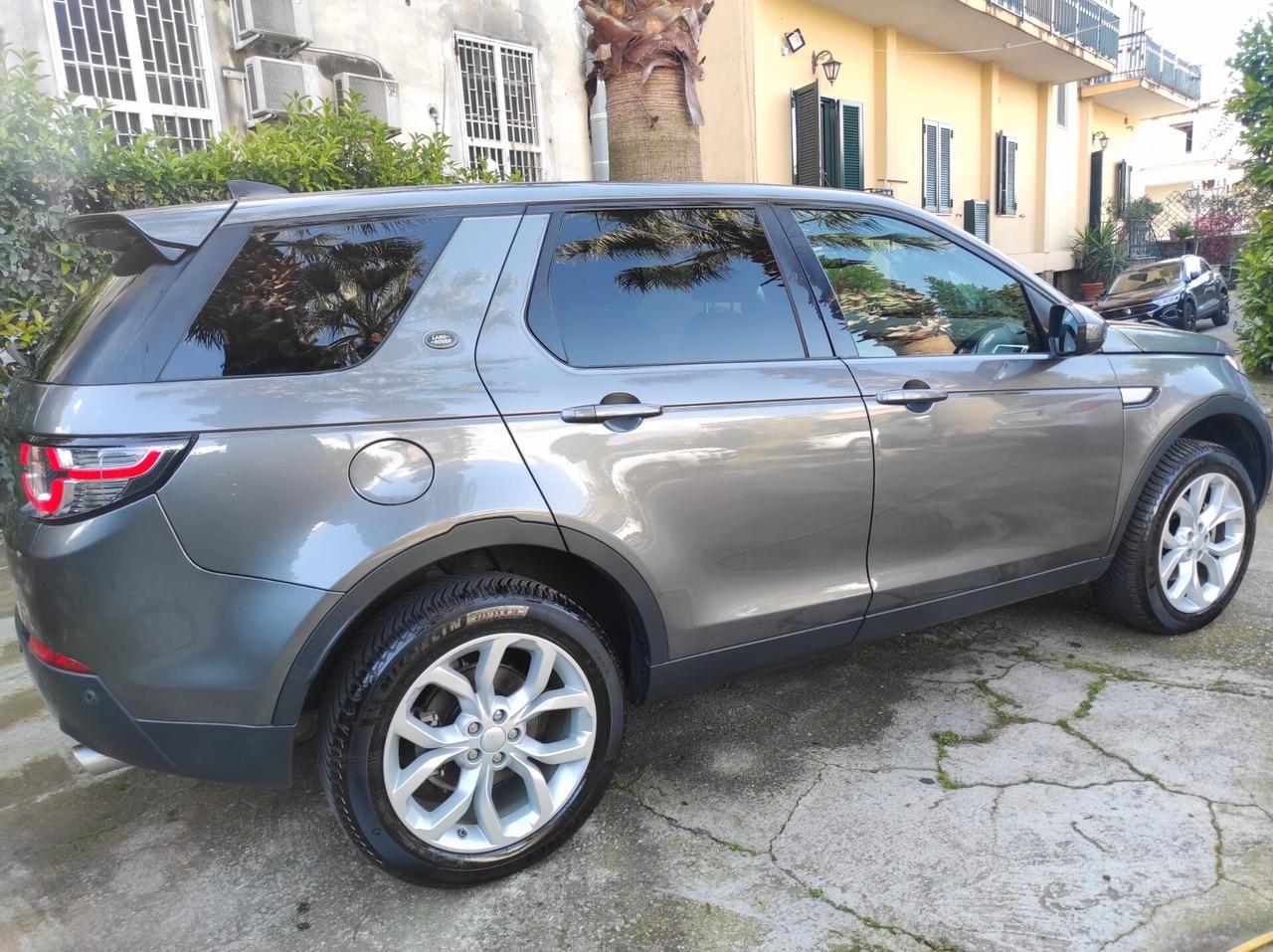Land Rover Discovery Sport 2.0 150 2019 certificata LandRor