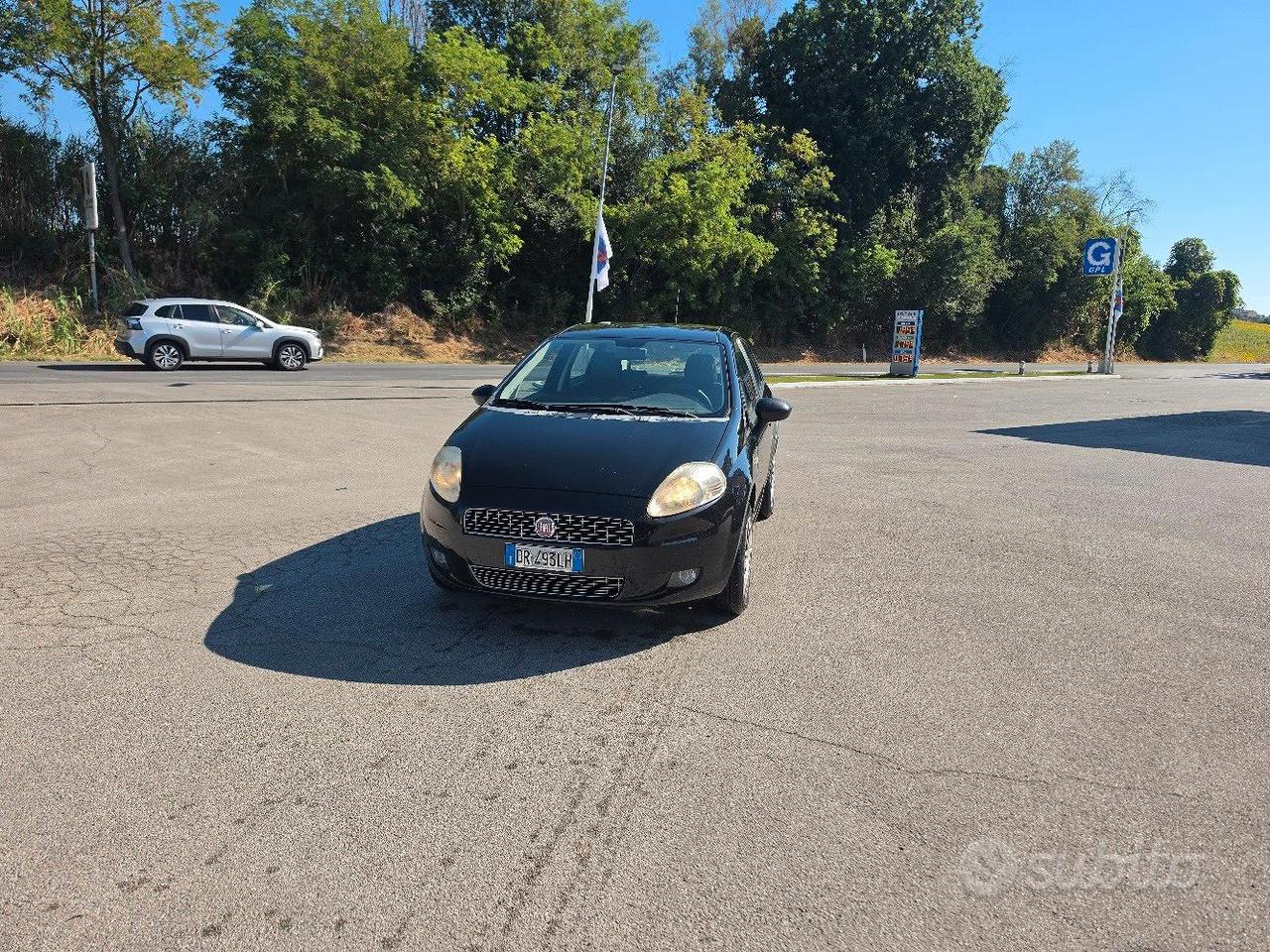 fiat grande punti 1.4 benzina e metano