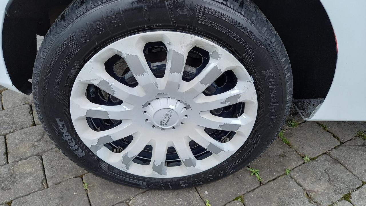 Ford Fiesta 1.4 3 porte Bz.- GPL Van - prezzo più iva