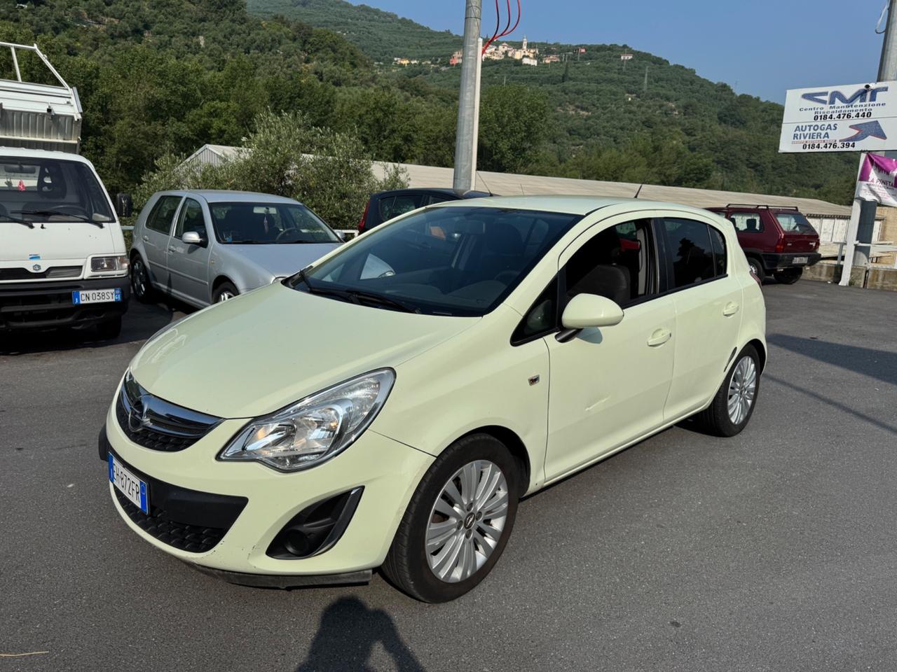 Opel Corsa 1.2 5 porte Cosmo Euro 5 7/2011
