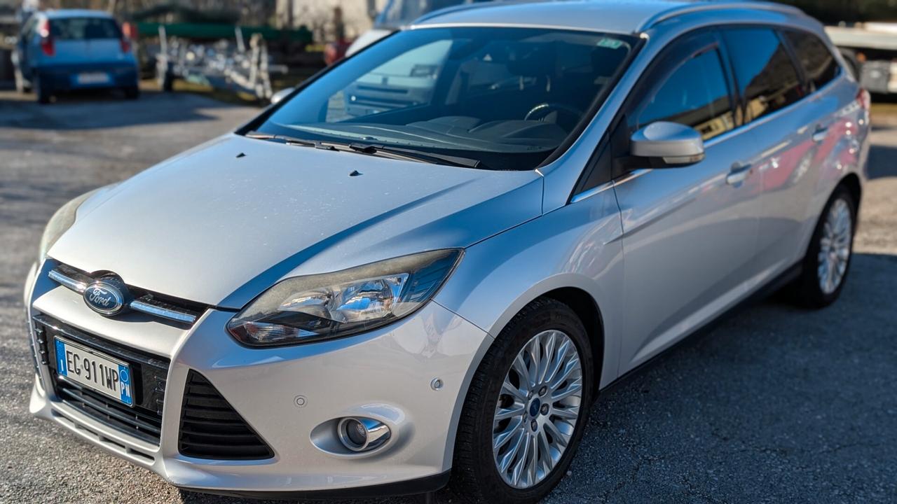 Ford Focus 2.0 TDCi 115 CV Powershift SW Titanium