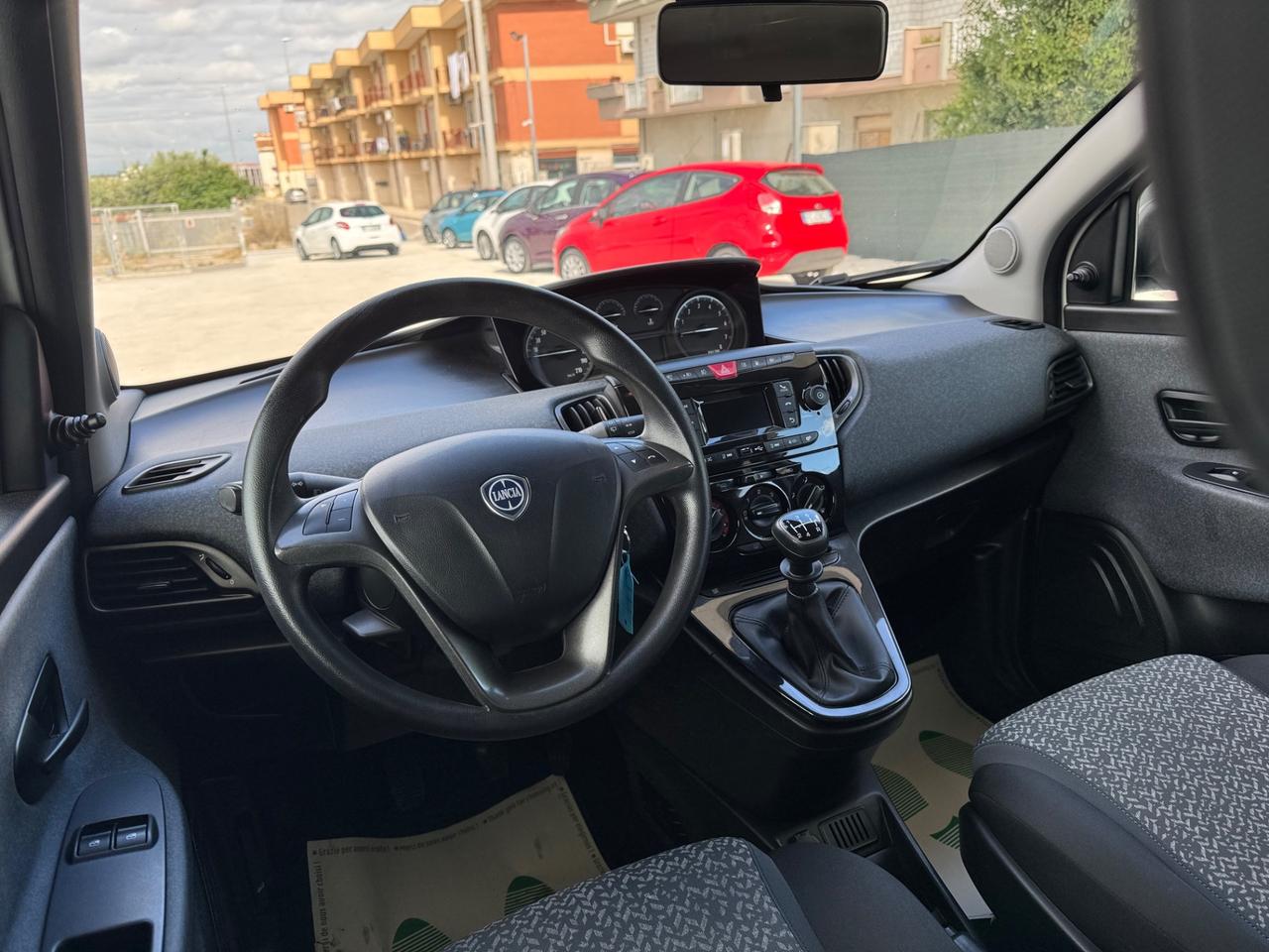 Lancia Ypsilon 1.2 69 CV 5 porte GPL Ecochic Elefantino Blu
