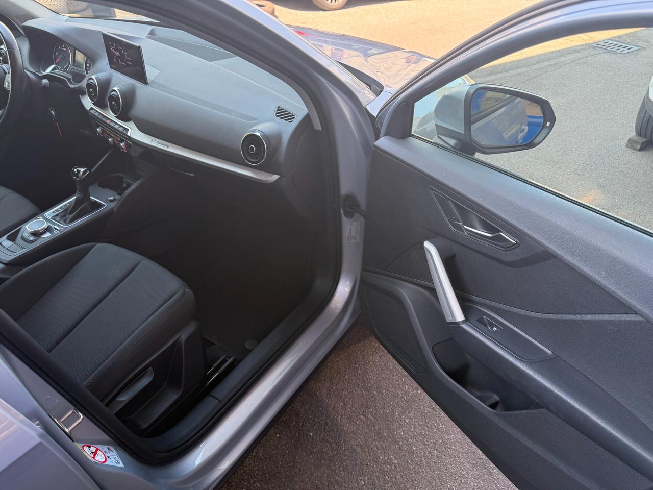 Audi Q2 30 TDI Business