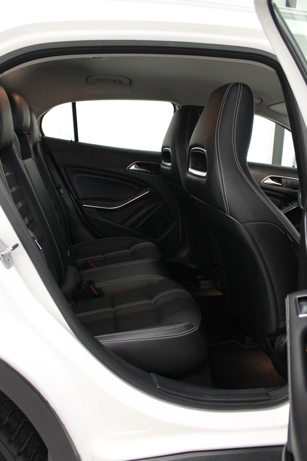 Mercedes-benz GLA 200 d Automatic Premium