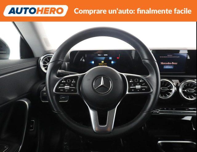 MERCEDES-BENZ CLA 180 d Sport