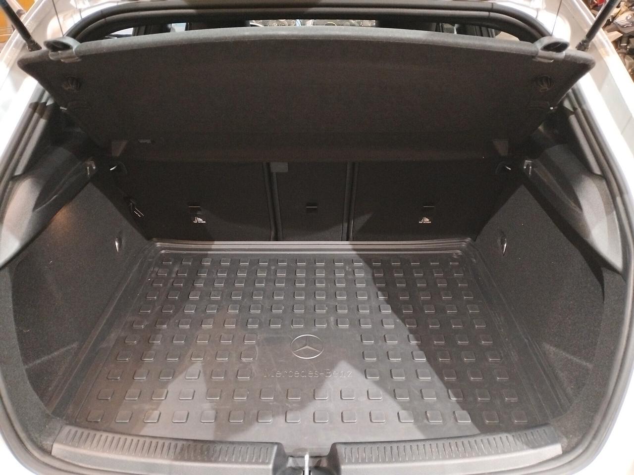 Mercedes-Benz A180 d Sport auto *IVA ESPOSTA*