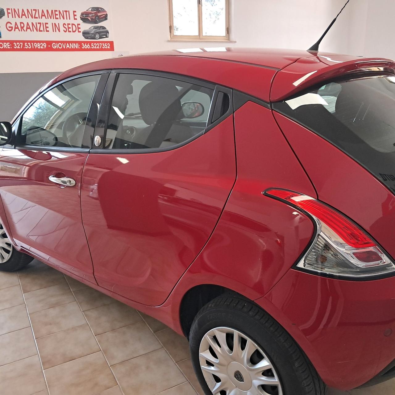 LANCIA YPSILON 2015 METANO ADATTA NEOPATENTATI KM 51 mila