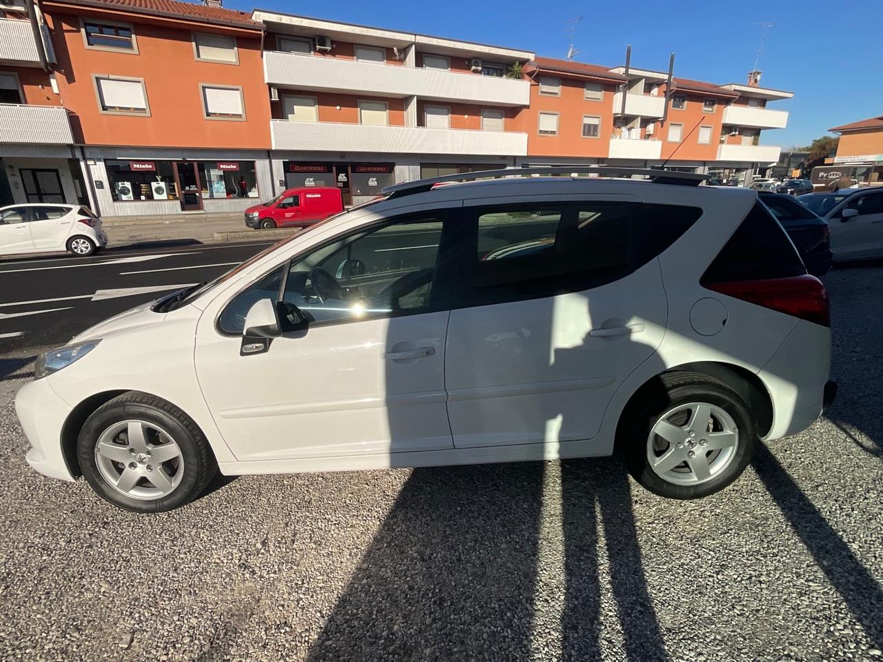 Peugeot 207 1.4 8V 75CV SW Energie Sport