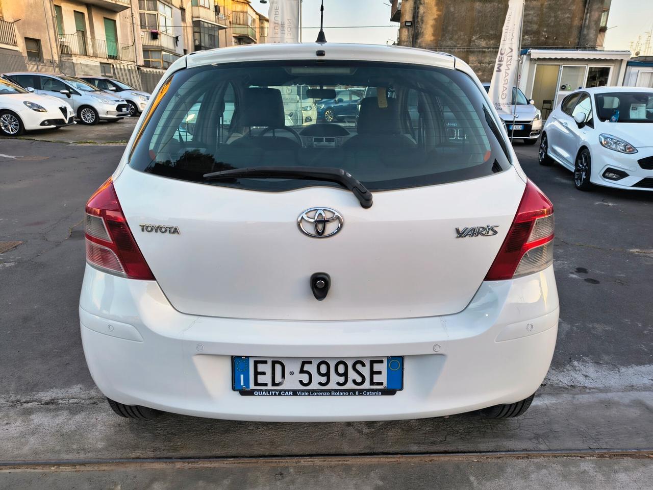 TOYOTA YARIS 1.4 DIESEL CAMBIO AUTOMATICO FINE 2010