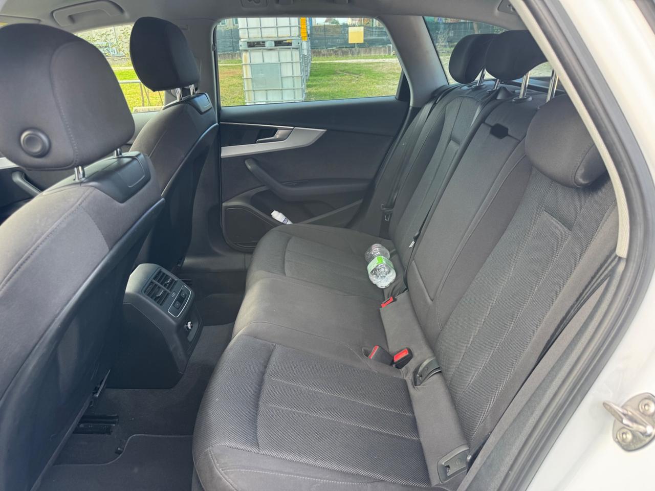 Audi A4 Avant 35- 2.0TDI/163Cv S tronic Business Advanced