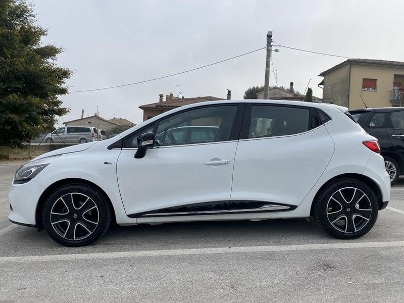 Renault Clio 1.2 75CV 5 porte Duel