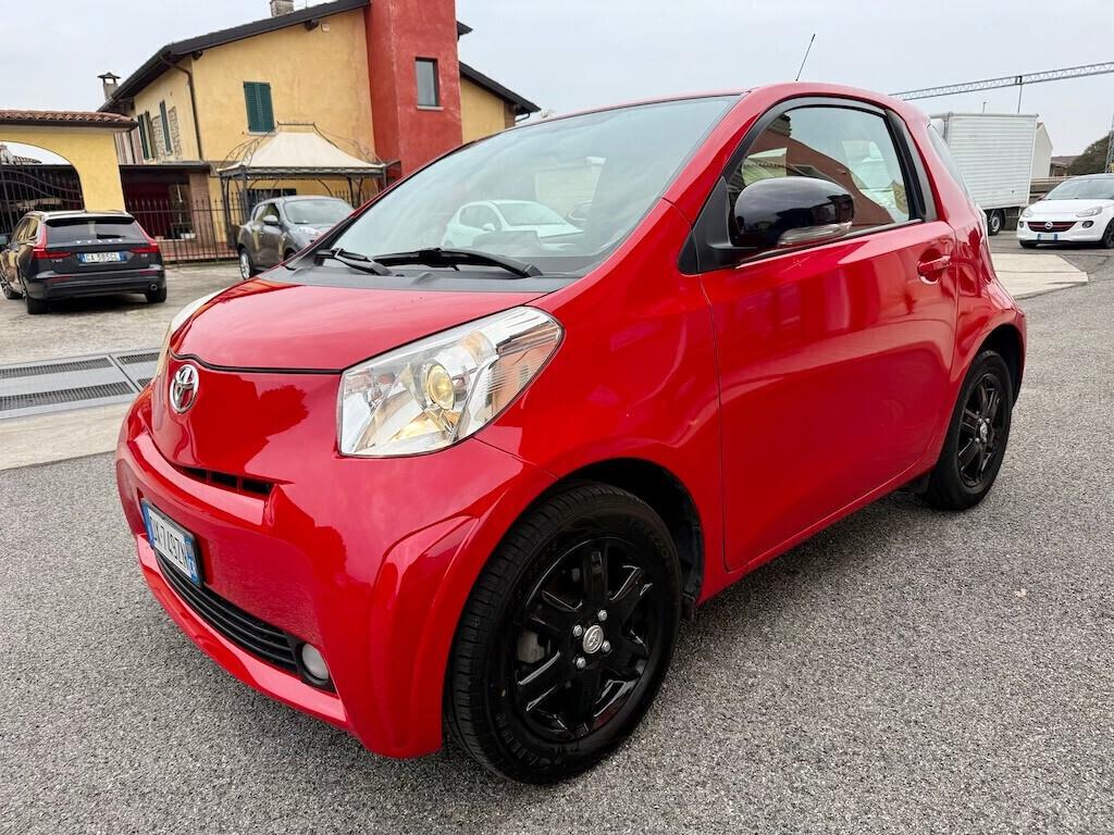 Toyota iQ 1.0 Sol