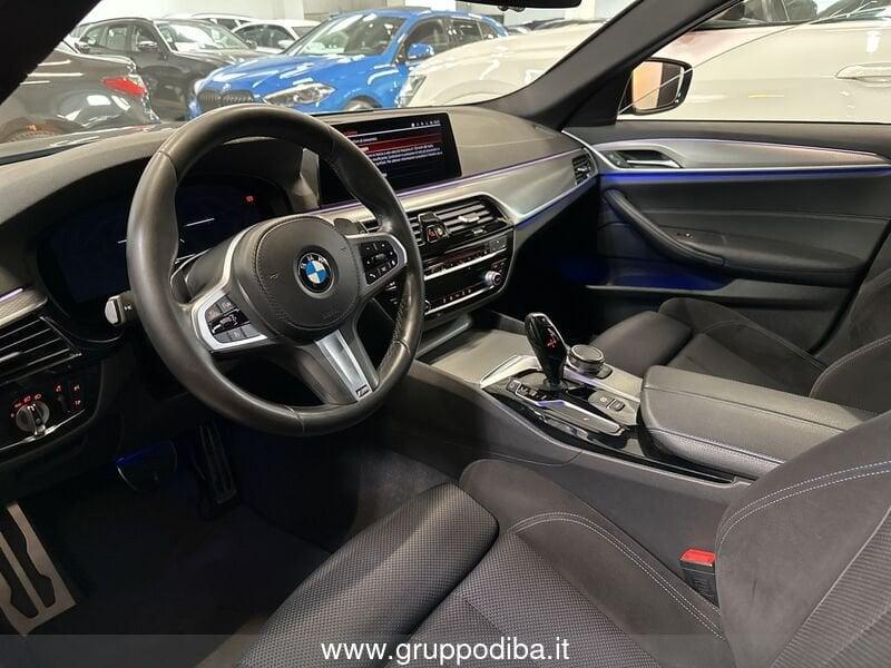 BMW Serie 5 G31 2017 Touring Diese 520d Touring mhev 48V xdrive Msport auto