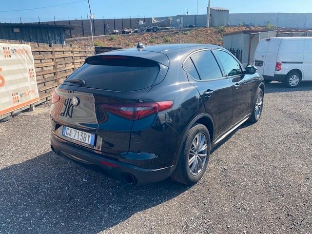 Alfa Romeo Stelvio 2.2 Turbodiesel 160 CV AT8 RWD Business