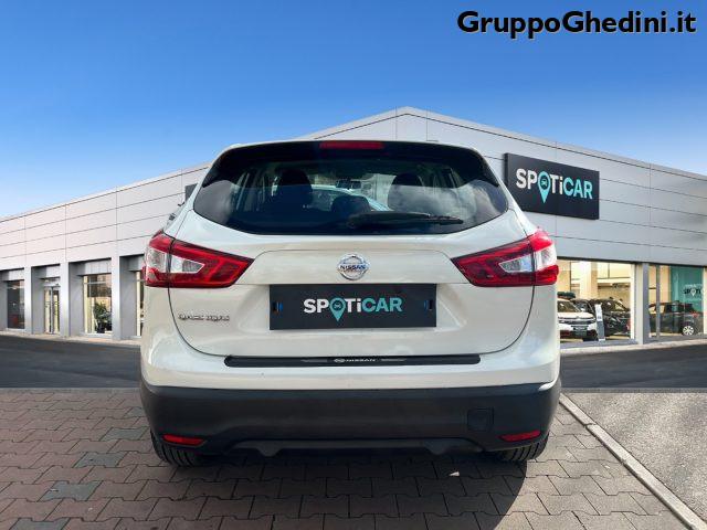 NISSAN Qashqai 1.2 DIG-T Tekna