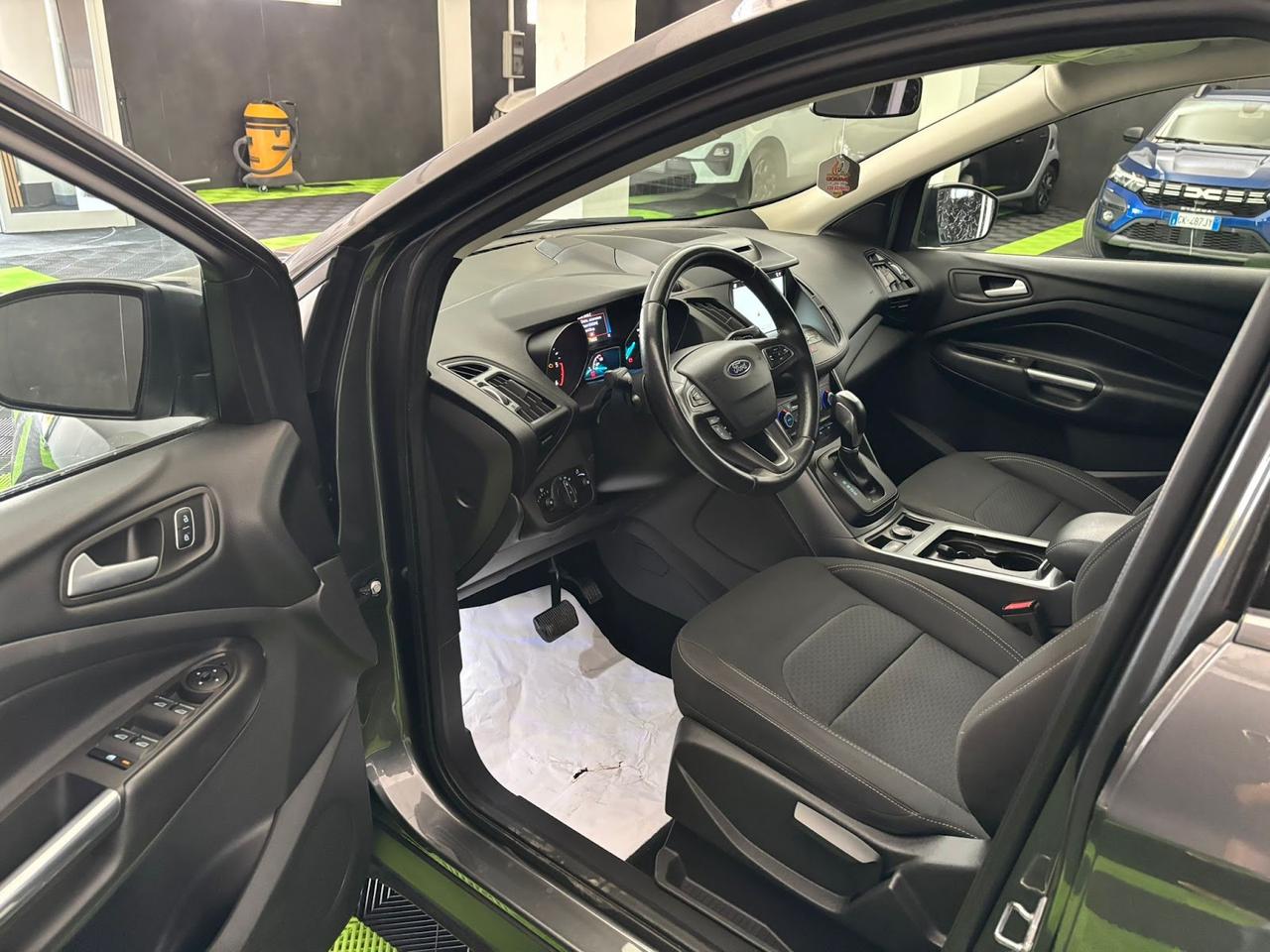 Ford Kuga 2.0 TDCi 4WD Titanium