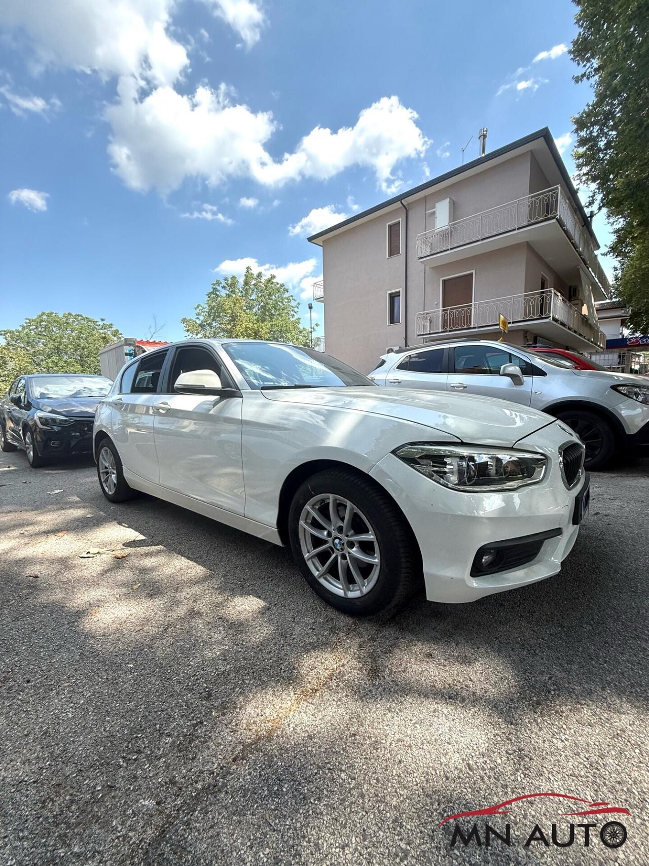 Bmw 116 116d 5p. Urban