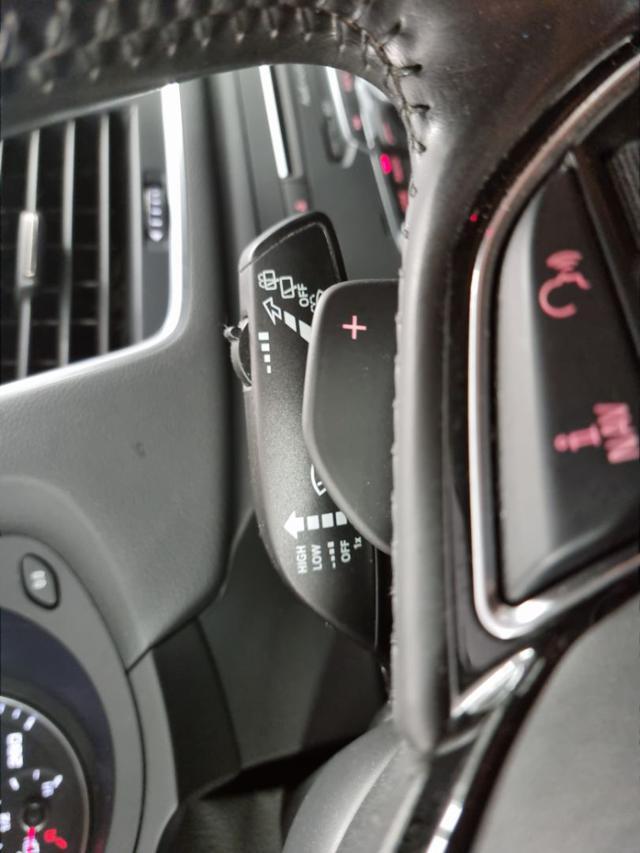 AUDI Q3 2.0 TFSI 180 CV quattro S tronic Business
