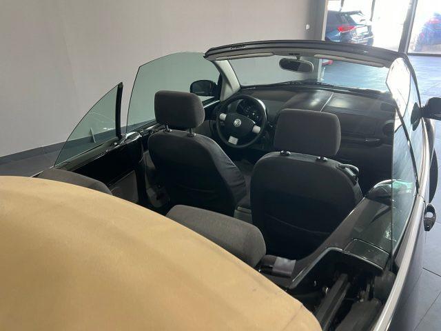 VOLKSWAGEN New Beetle 1.9 TDI Cabrio