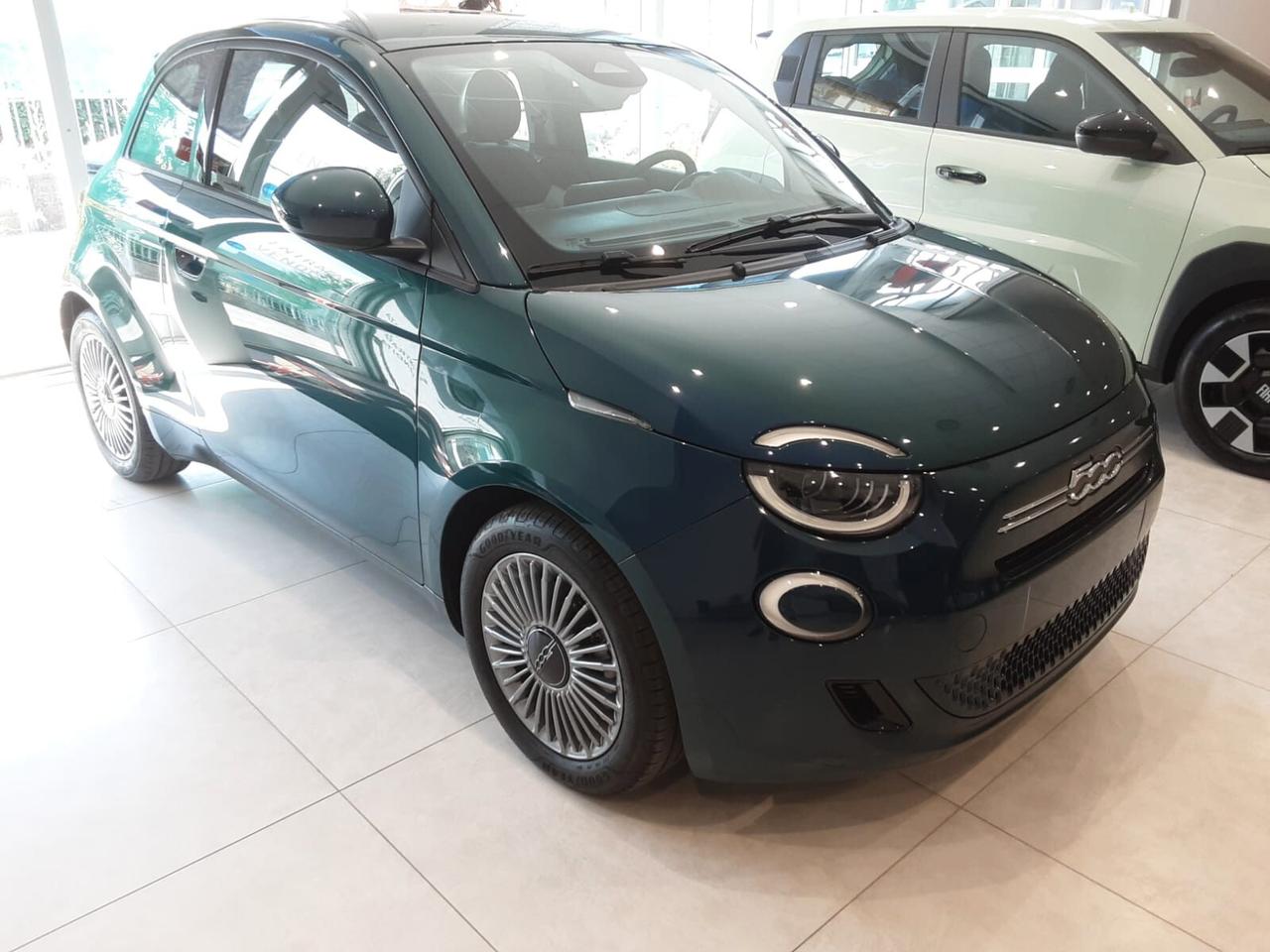 Fiat 500 Berlina Hybrid Torino