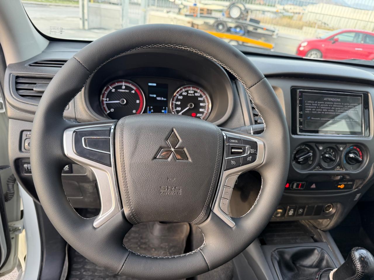 Mitsubishi L200 Invite
