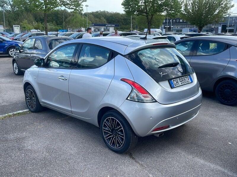Lancia Ypsilon III 2021 1.0 firefly hybrid Gold s&s 70cv