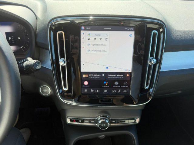 VOLVO XC40 B3 automatico Essential