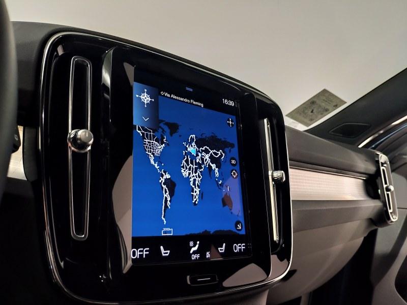 VOLVO Xc40 B3 Mild Hybrid Automatico Plus Dark