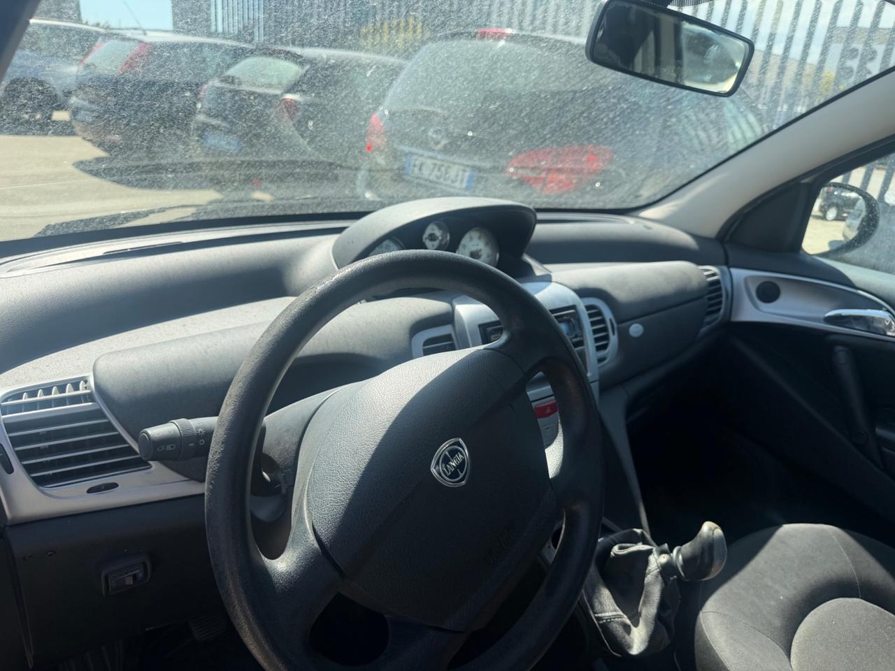 Lancia Ypsilon 1.2 69 CV 5 porte GPL Ecochic Gold