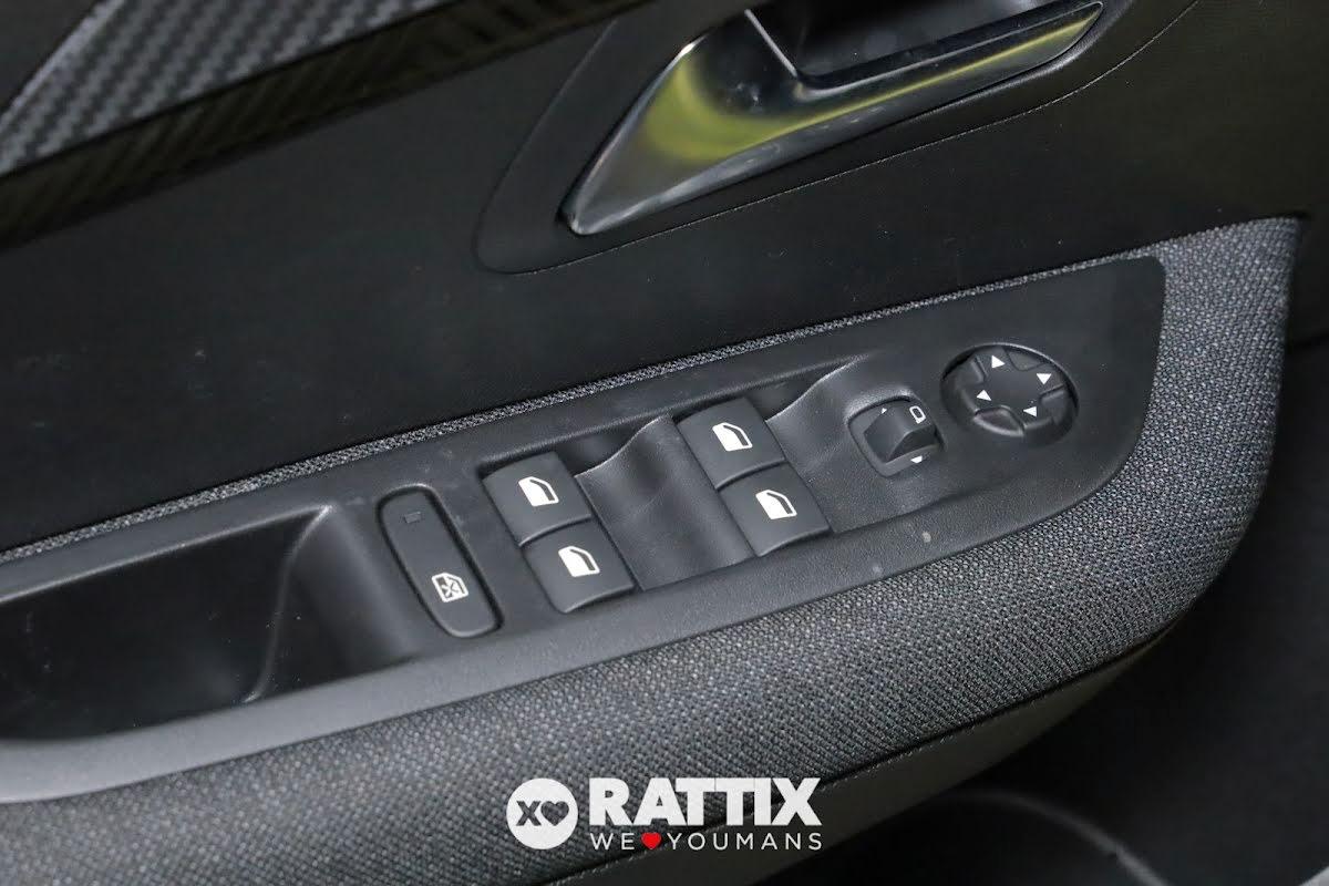 Peugeot 208 1.2 Puretech 100CV Style