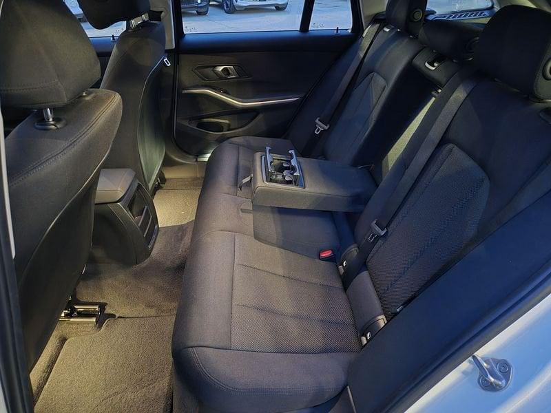 BMW Serie 3 320d Touring xdrive Business Advantage auto