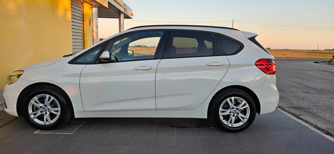 Bmw 2er Active Tourer 218d Sport