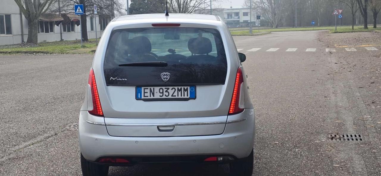 Lancia MUSA 1.3 Mjt 95 CV DFN Gold