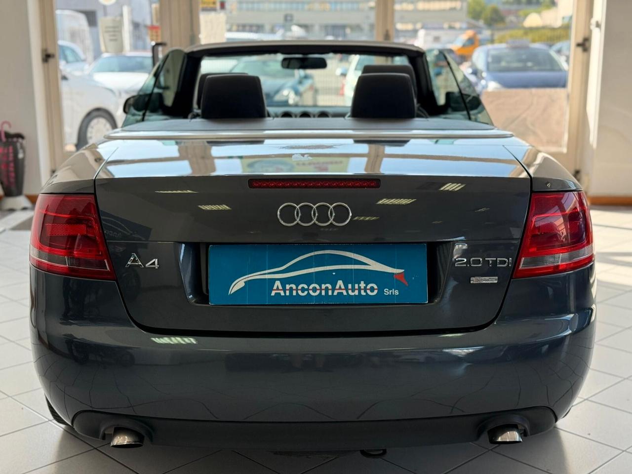 Audi A4 2.0 TDi CABRIO 2009