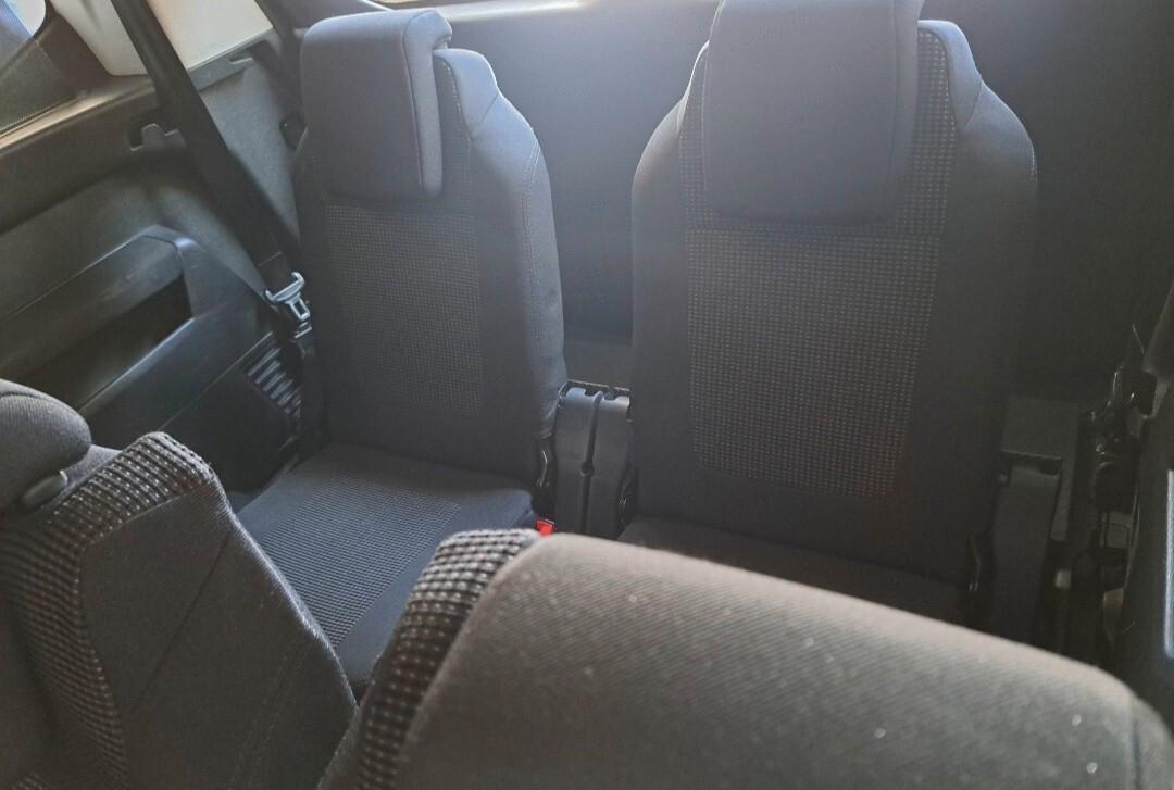 Peugeot 5008 2.0 HDi 150CV Tecno 7 posti