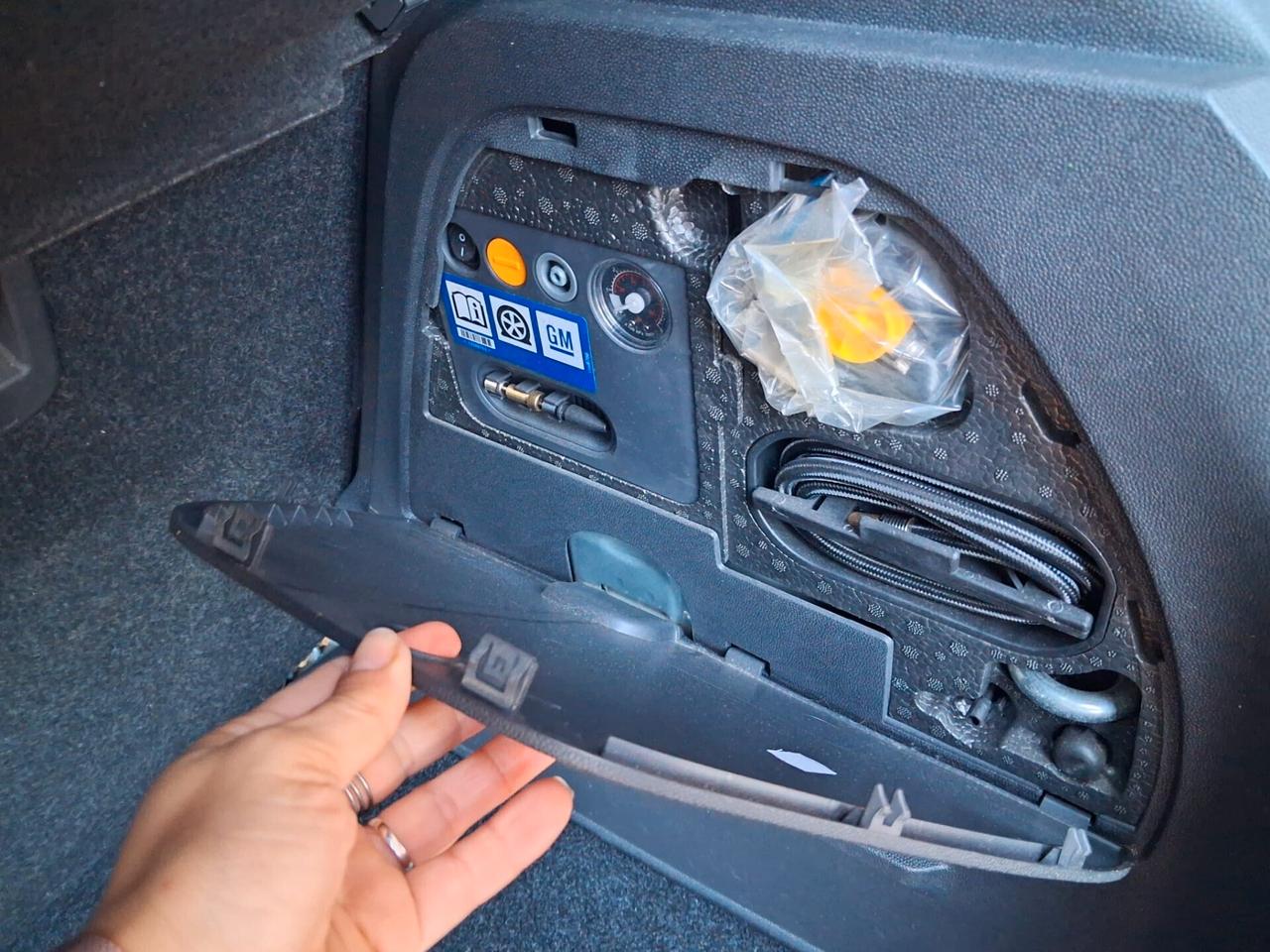 Opel Corsa 1.2 85CV 5 porte GPL-TECH Edition