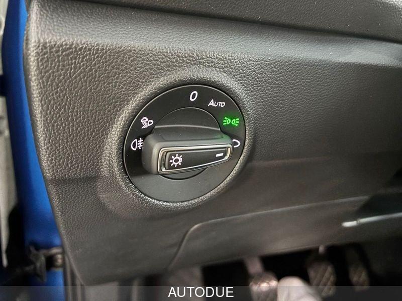 Volkswagen T-Roc I 2022 1.0 tsi Style 110cv