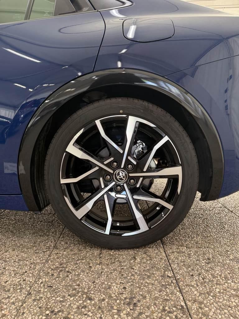 Toyota Prius 2.0 Plug-in Hybrid Lounge E-CVT