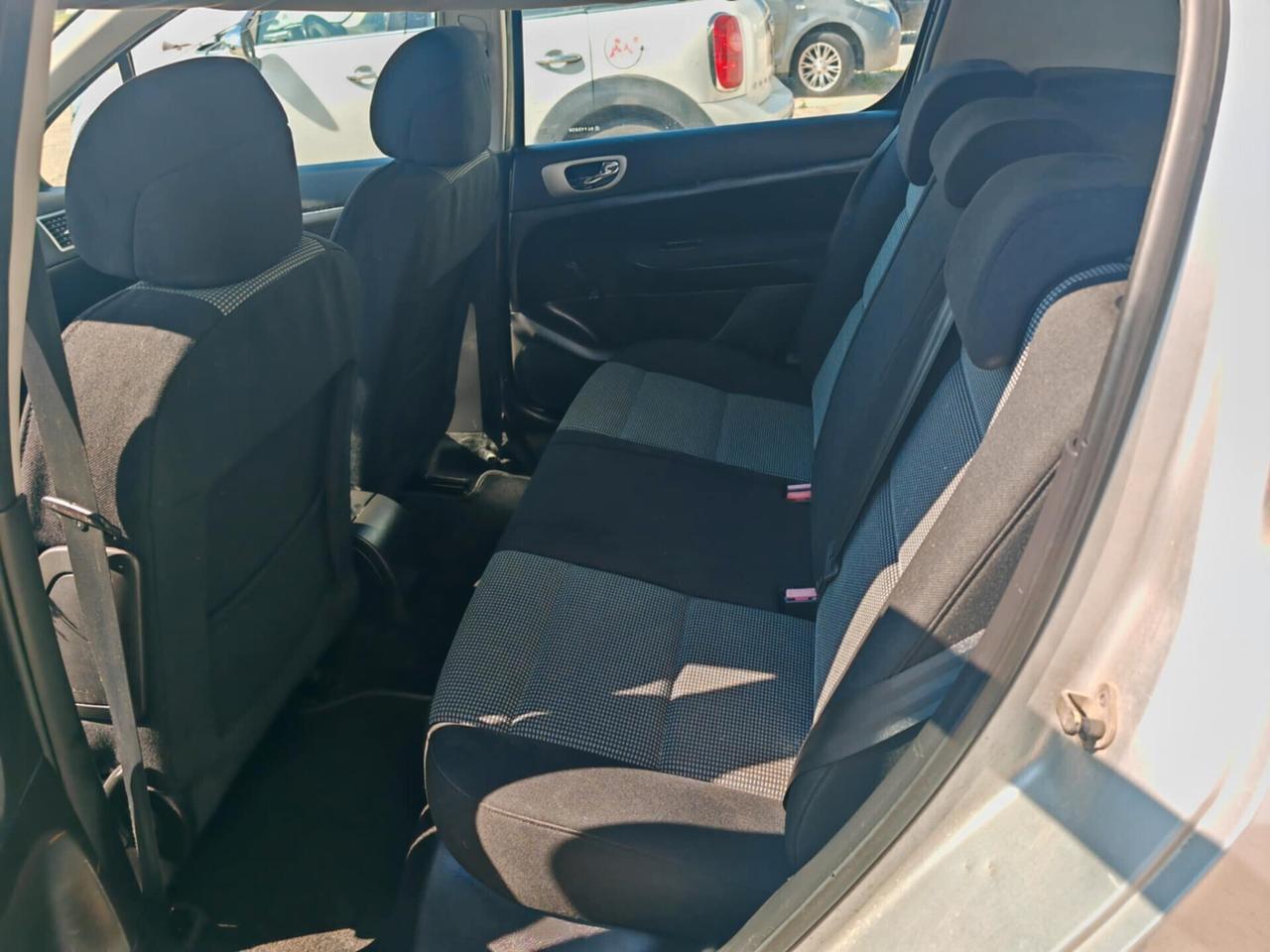 Peugeot 307 1.4 16V HDi 90CV