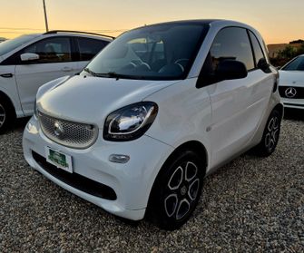 Smart ForTwo 1.0 benzina 71 CV cambio automatico