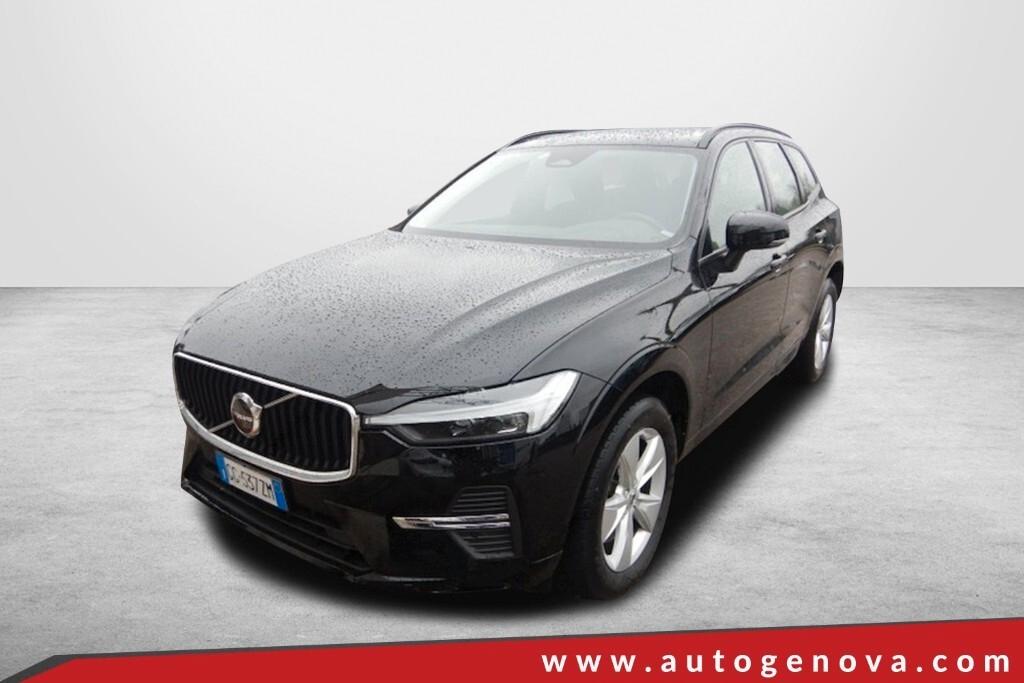 VOLVO XC60 2.0D 197CV B4 (D) GEARTRONIC MOMENTUM ( FARI LED - COCKPIT - NAVI - SENSORI POST. - CERCHI 18 )