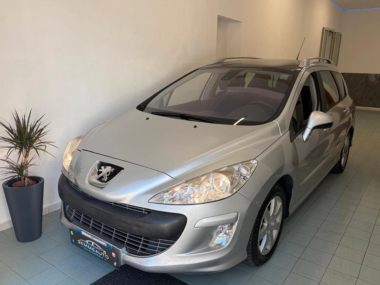 Peugeot 308 1.6 HDi 110CV TETTO PANORAMICO