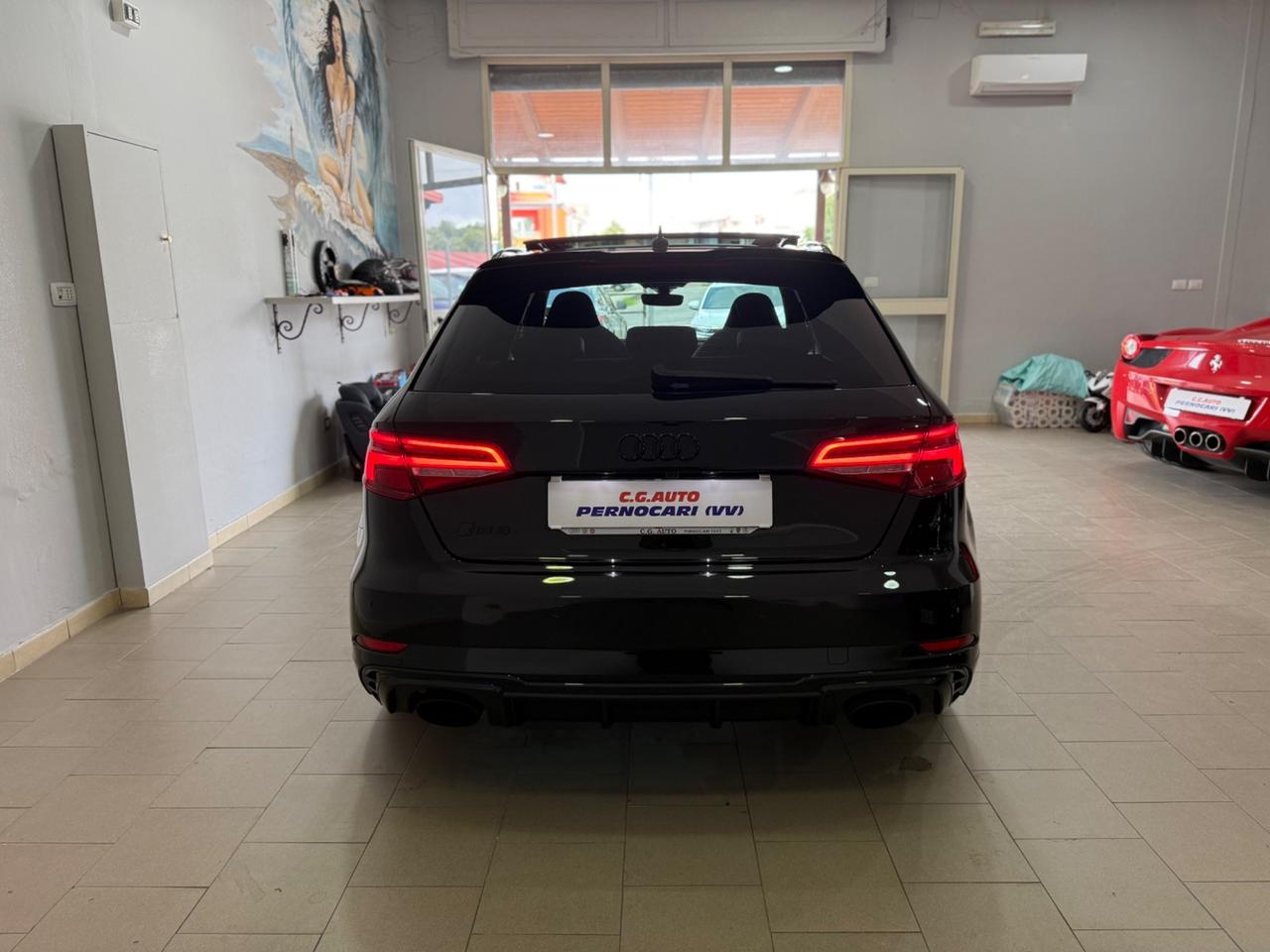 Audi A3 RS 3 SPB 2.5 TFSI quattro Total Black